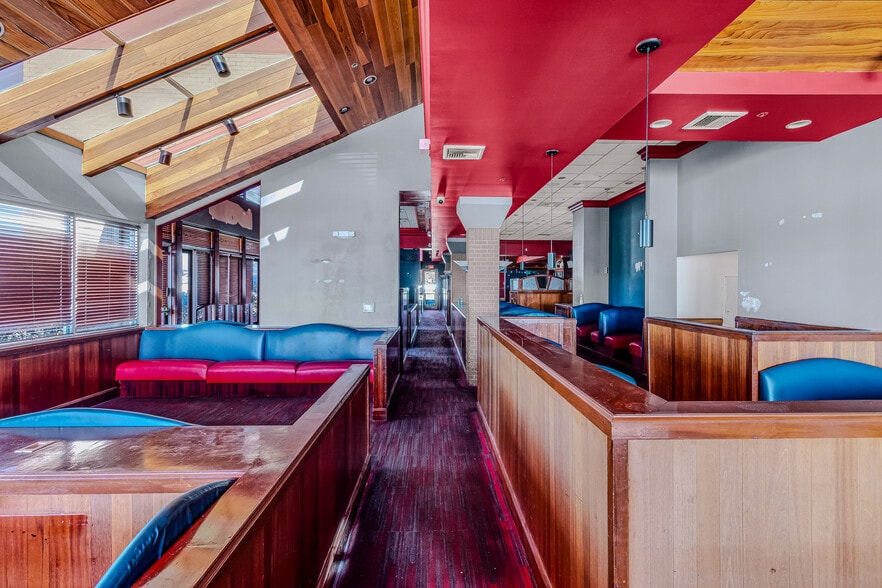 More Photos Of 1701 William D Tate Ave, Grapevine Restaurant For Sale