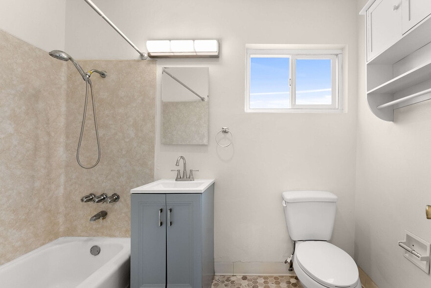 More Photos Of 4415 Rosebud Ln, La Mesa Apartments For Sale