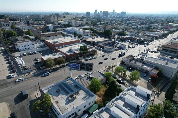 More Photos Of 2011 Beverly Blvd, Los Angeles Medical For Lease