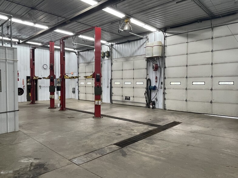 More Photos Of 501 E Robb Ave, Lima Industrial For Sale