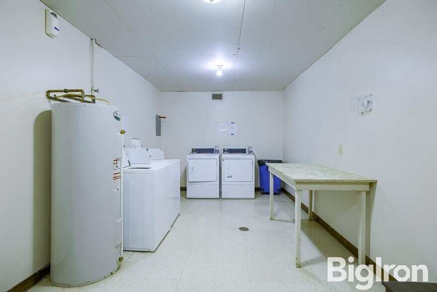 More Photos Of 633 E 10th St, York Apartments For Sale