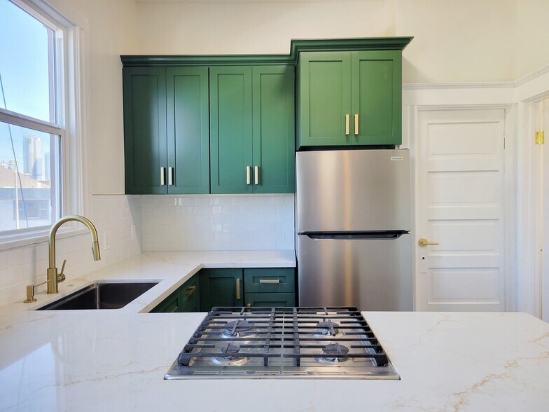 More Photos Of 1701 S Bonnie Brae St, Los Angeles Apartments For Sale