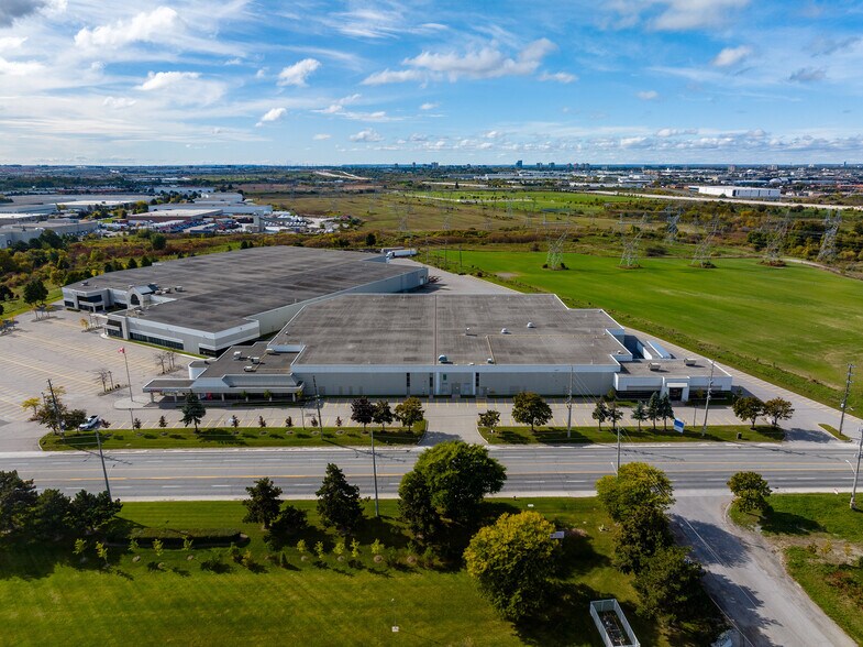 More Photos Of 7420 Bramalea Rd, Mississauga Warehouse For Lease