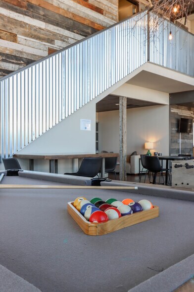 More Photos Of 1740 Park Ave, Plover Storefront Retail Office For Lease