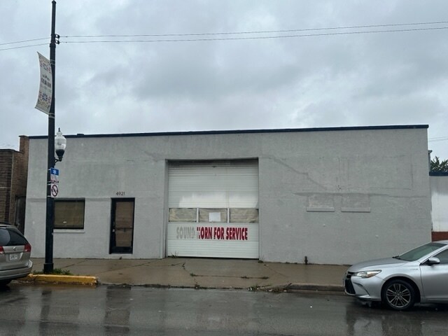 More Photos Of 4921-4923 W Belmont Ave, Chicago Auto Repair For Sale