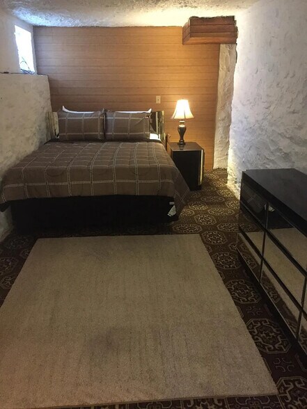 More Photos Of 1663 Suburban Ave, Pittsburgh Apartments For Sale