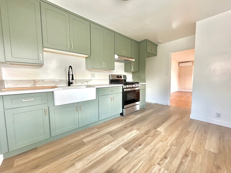 More Photos Of 938 E Sandra Ave, Arcadia Apartments For Sale