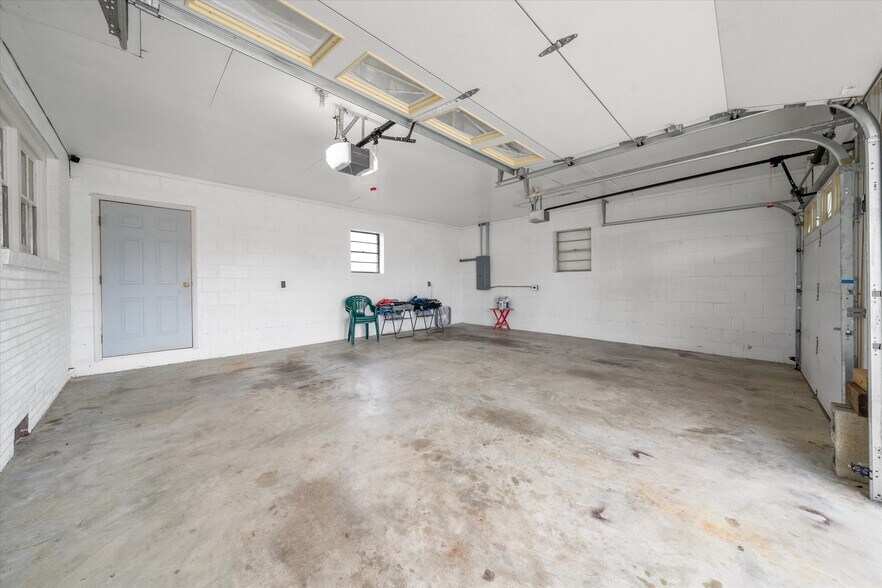 More Photos Of , Maryville Unknown For Sale