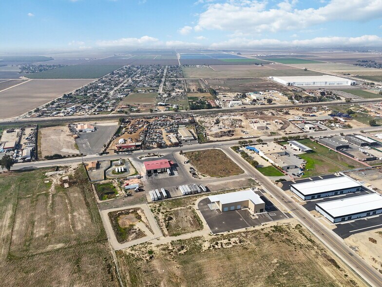 More Photos Of 3550 S K St, Tulare Industrial For Sale