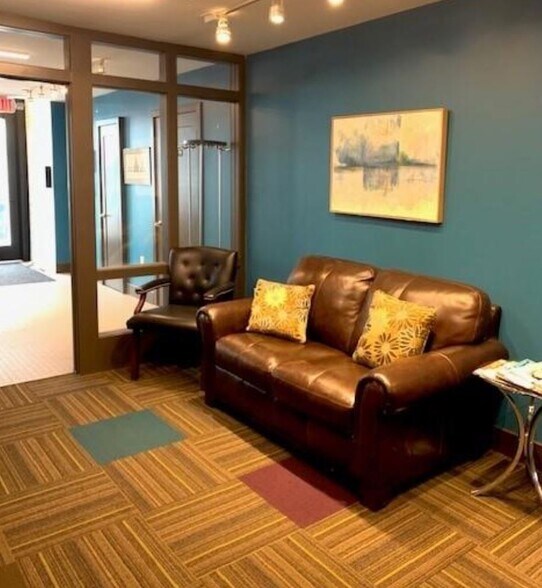 More Photos Of 65 Grant St, Buffalo Storefront For Sale