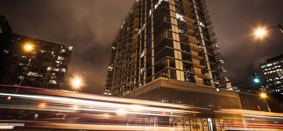 More Photos Of 123 N Desplaines St, Chicago Apartments For Lease