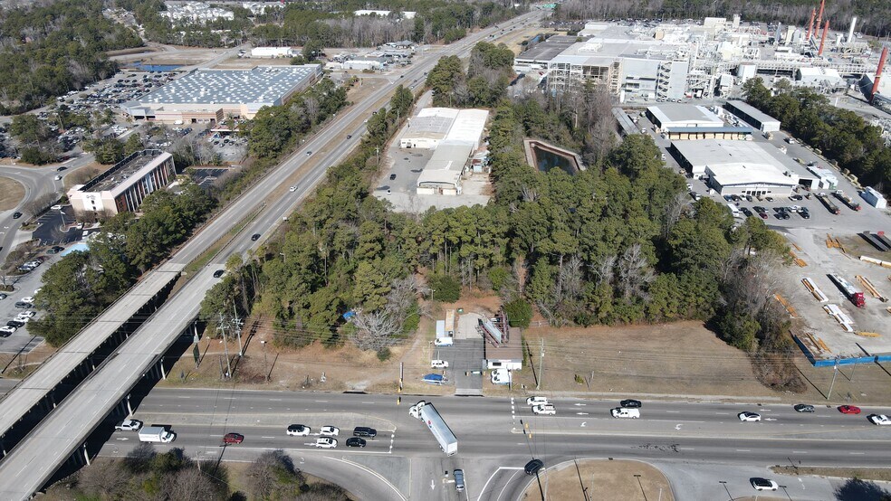 More Photos Of 112 N College Rd, Wilmington Warehouse For Sale