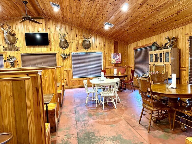 More Photos Of 8419 Valdosta Hwy, Morven Restaurant For Sale