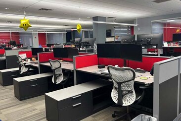 More Photos Of 6 Territorial Ct, Bolingbrook Flex For Lease
