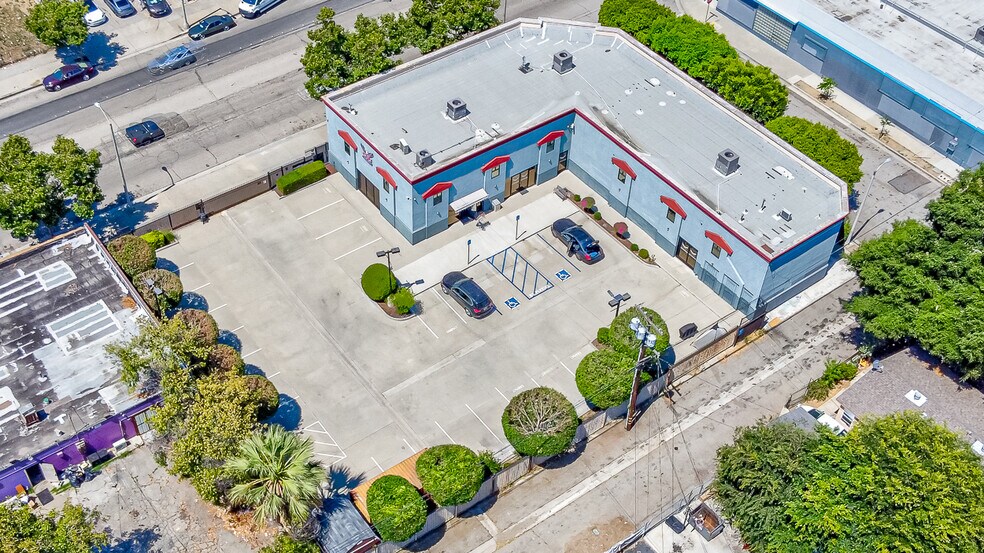 More Photos Of 702 W Holt Ave, Pomona Freestanding For Sale