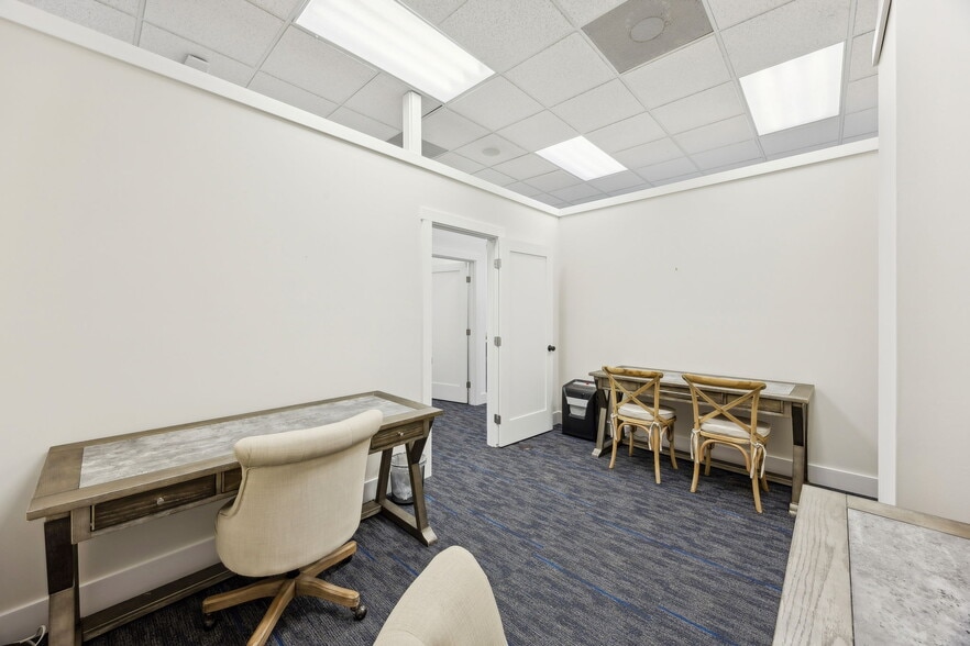 More Photos Of 961687 Gateway Blvd, Fernandina Beach Medical For Sale