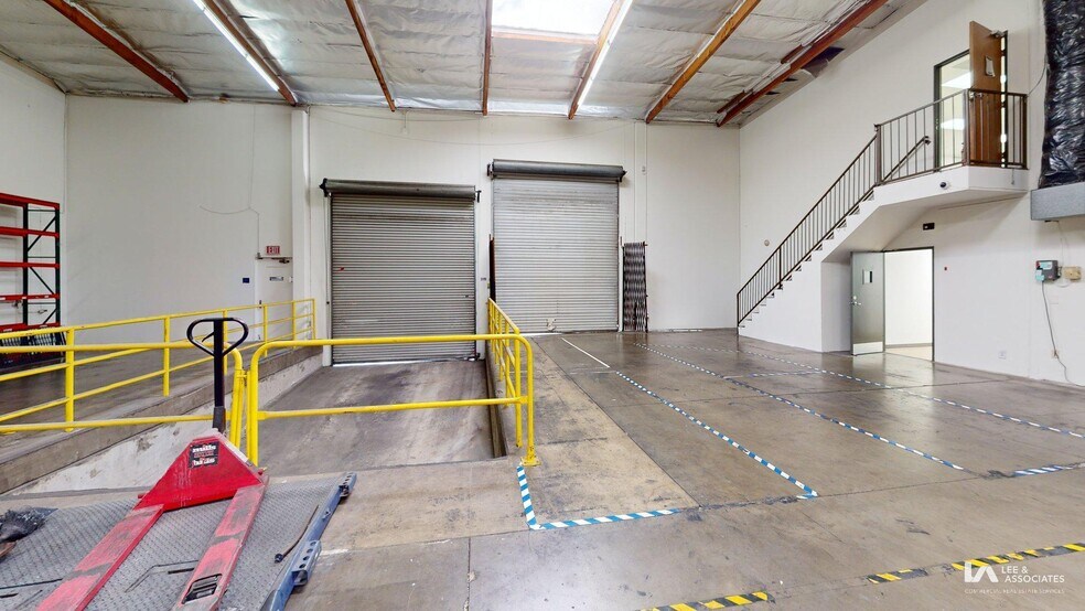 More Photos Of 3920 Gilman St, Long Beach Warehouse For Lease