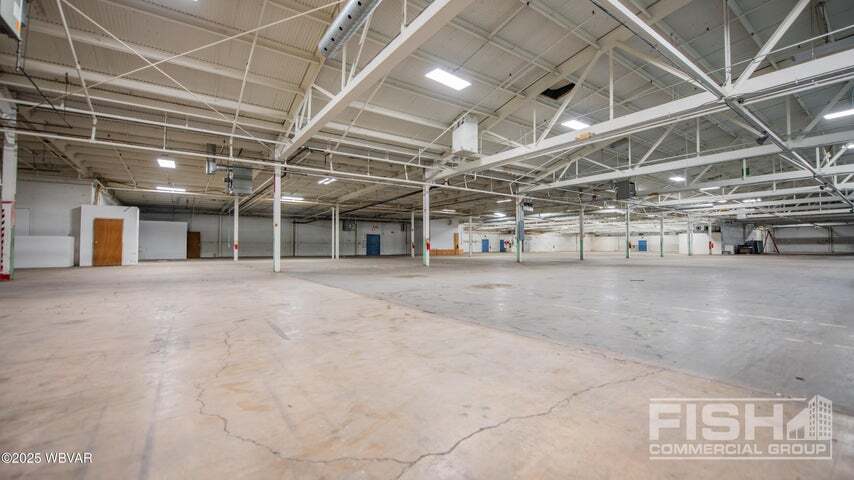 More Photos Of 2925 W 4th St, Williamsport Manufacturing For Lease