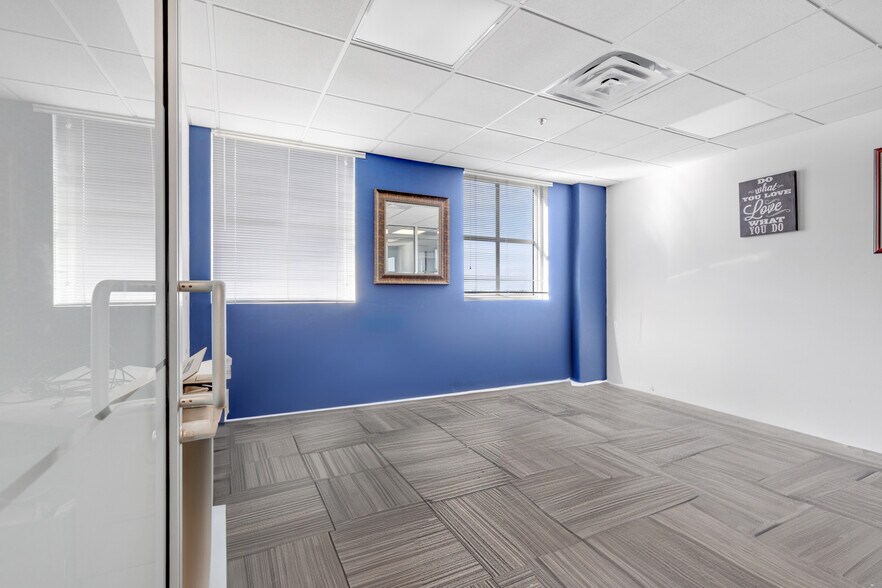 More Photos Of 3363 NE 163rd St, North Miami Beach Medical For Sale