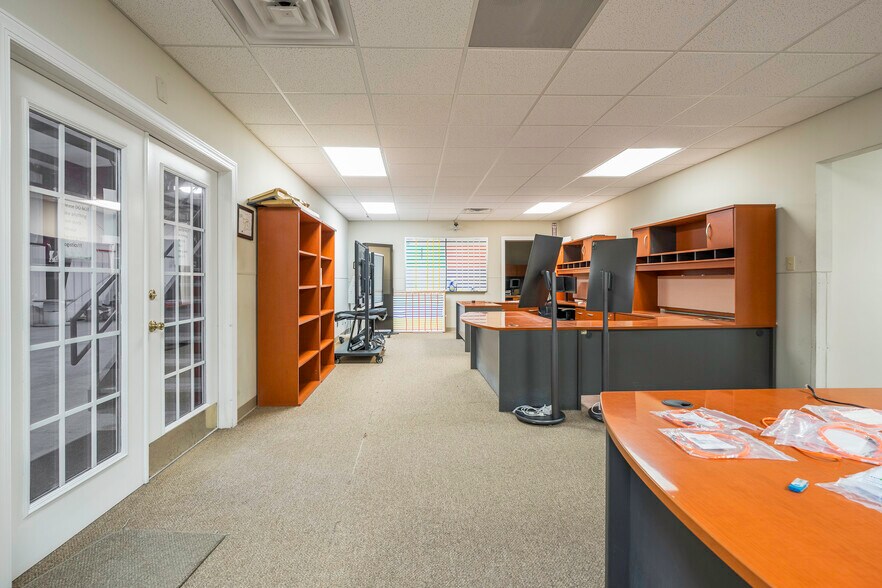 More Photos Of 335 Jeanette Barrett Industrial Blvd, Wetumpka Industrial For Sale