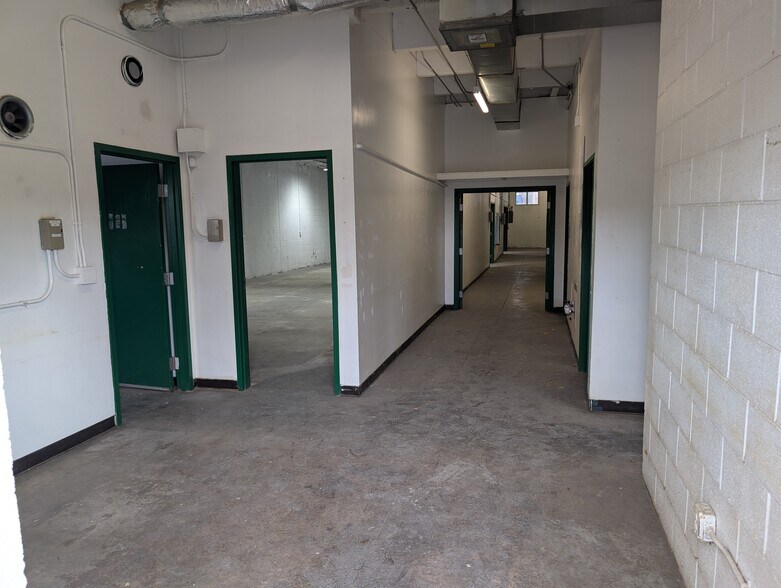 More Photos Of 658 Kalamath St, Denver Warehouse For Lease
