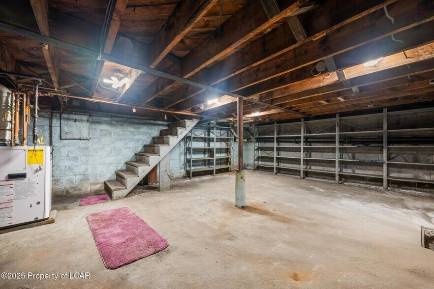 More Photos Of 36 Atherton Ave, Wyoming Flex For Sale