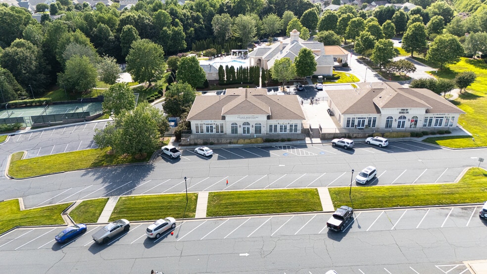 More Photos Of 1520 Onyx Rdg, Fort Mill Medical For Lease