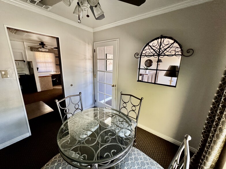 More Photos Of 14436 Whittier Blvd, Whittier General Retail For Sale