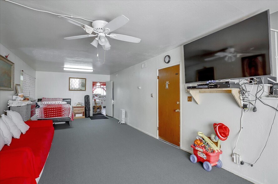 More Photos Of 1407 Miller Ave, Oakland Storefront Retail Residential For Sale