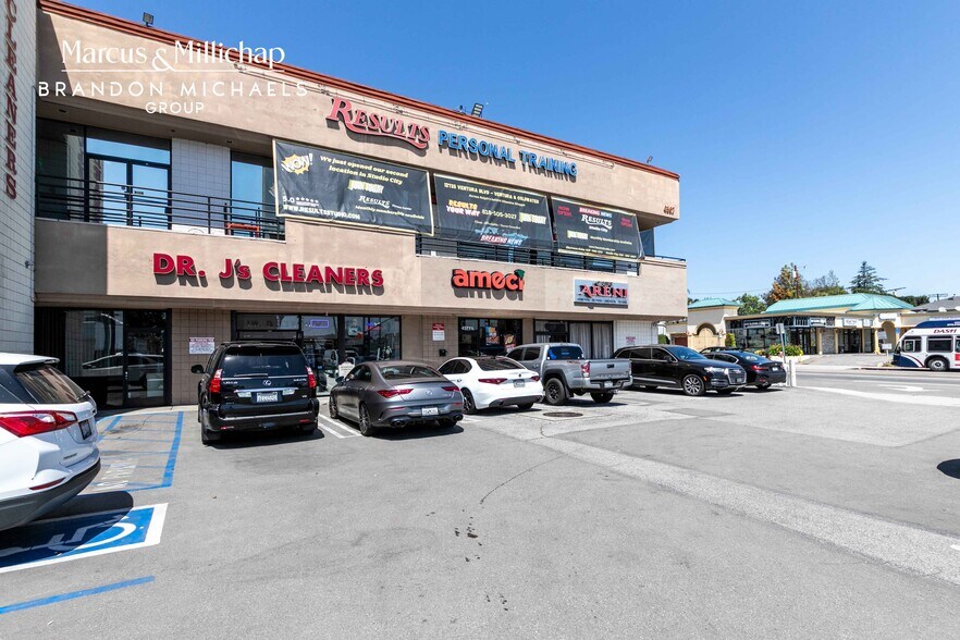 More Photos Of 4367 Woodman Ave, Sherman Oaks General Retail For Sale