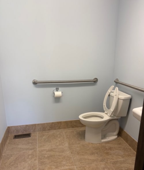 More Photos Of 335 N Main St, Springboro Medical For Lease