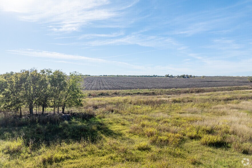 More Photos Of TBD Hill County Road 3112, Abbott Land For Sale