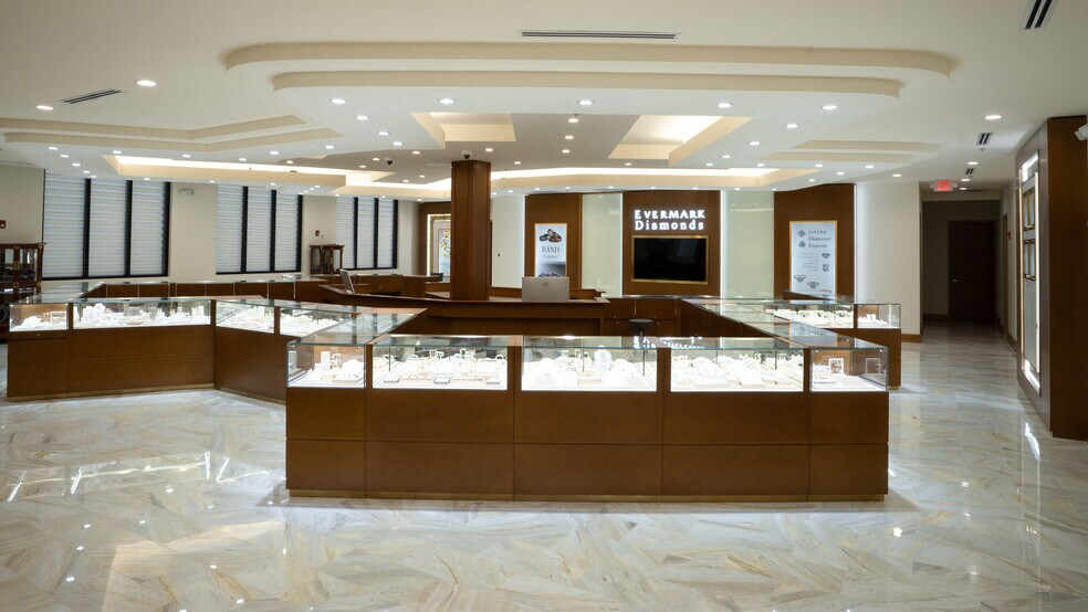 More Photos Of 3170 Peachtree Pkwy, Johns Creek Office For Lease