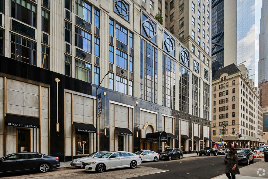 More Photos Of 745 Fifth Ave, New York Office For Lease