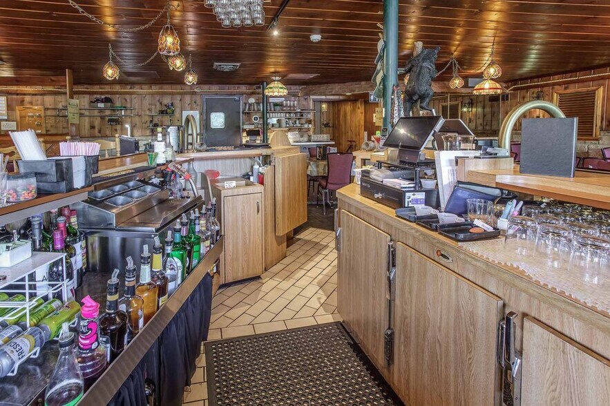 More Photos Of 6012 County K, Rhinelander Restaurant For Sale