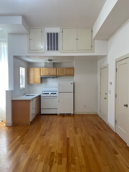 More Photos Of 85 Henry St, San Francisco Apartments For Sale