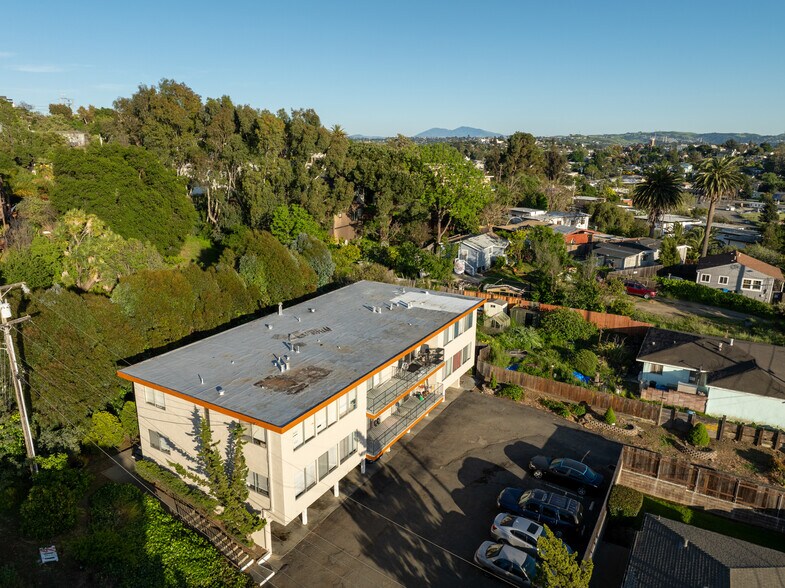 More Photos Of 110 Hilborn Ave, Vallejo Apartments For Sale