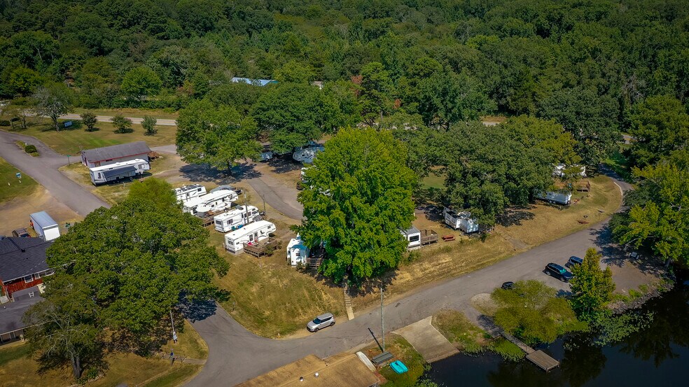 More Photos Of 18 Coffee Creek Lndg, Perryville Hotel For Sale