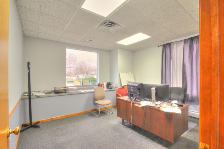 More Photos Of 6586 Center St, Unionville Bank For Sale