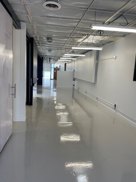 More Photos Of 529 Victoria Ave, Venice Loft Creative Space For Lease