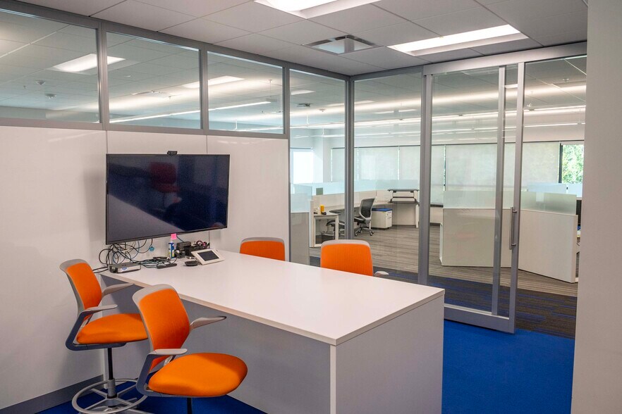 More Photos Of 2970 SW 50th Ter, Gainesville Office For Lease