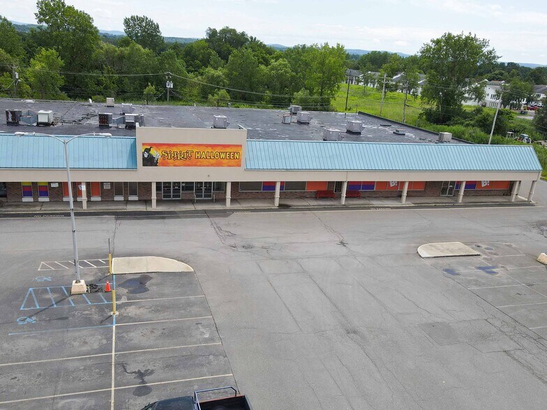 More Photos Of 300 Fairview Ave, Hudson Unknown For Lease