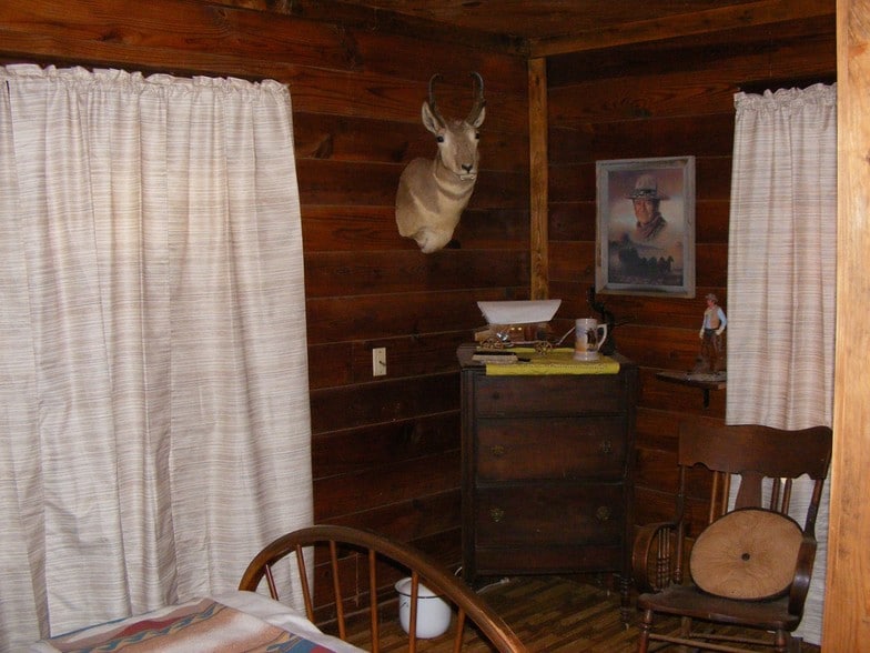 More Photos Of 306 W Aspen Ave, Crosbyton Hotel For Sale