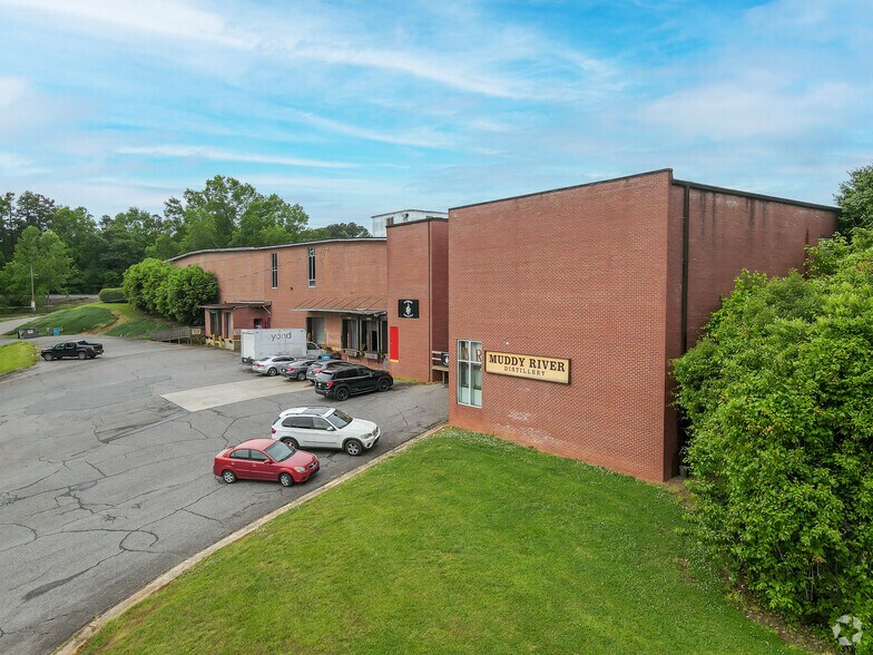 More Photos Of 1500 River Dr, Belmont Warehouse For Lease