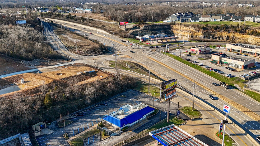 More Photos Of 2093 Smizer Station Rd, Fenton Fast Food For Sale