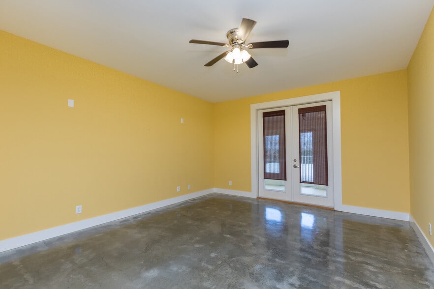 More Photos Of 100 S Greentree Ln, Foley Medical For Sale