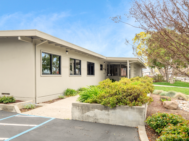 Primary Photo Of 255-265 Crestview Dr, Santa Clara Medical For Lease