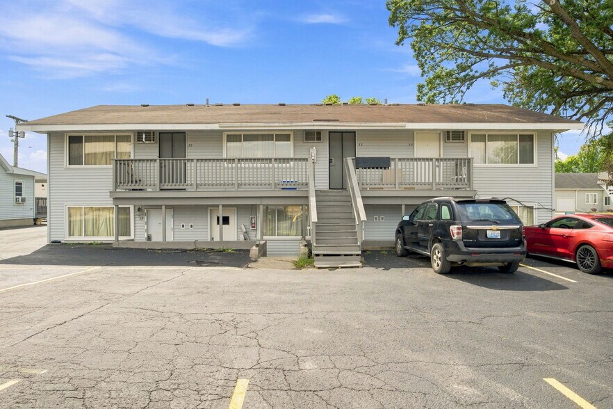 More Photos Of 1418 S Oak Ave, Owatonna Hotel For Sale