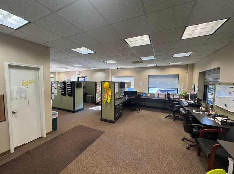 More Photos Of 4337 Brogdon Place Cv, Suwanee Flex For Sale