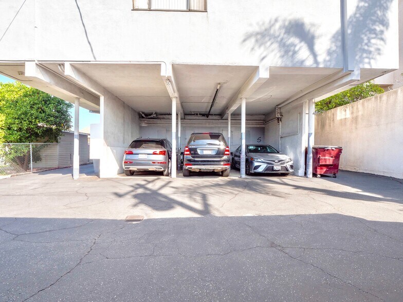 More Photos Of 350 W Wilson Ave, Glendale Apartments For Sale